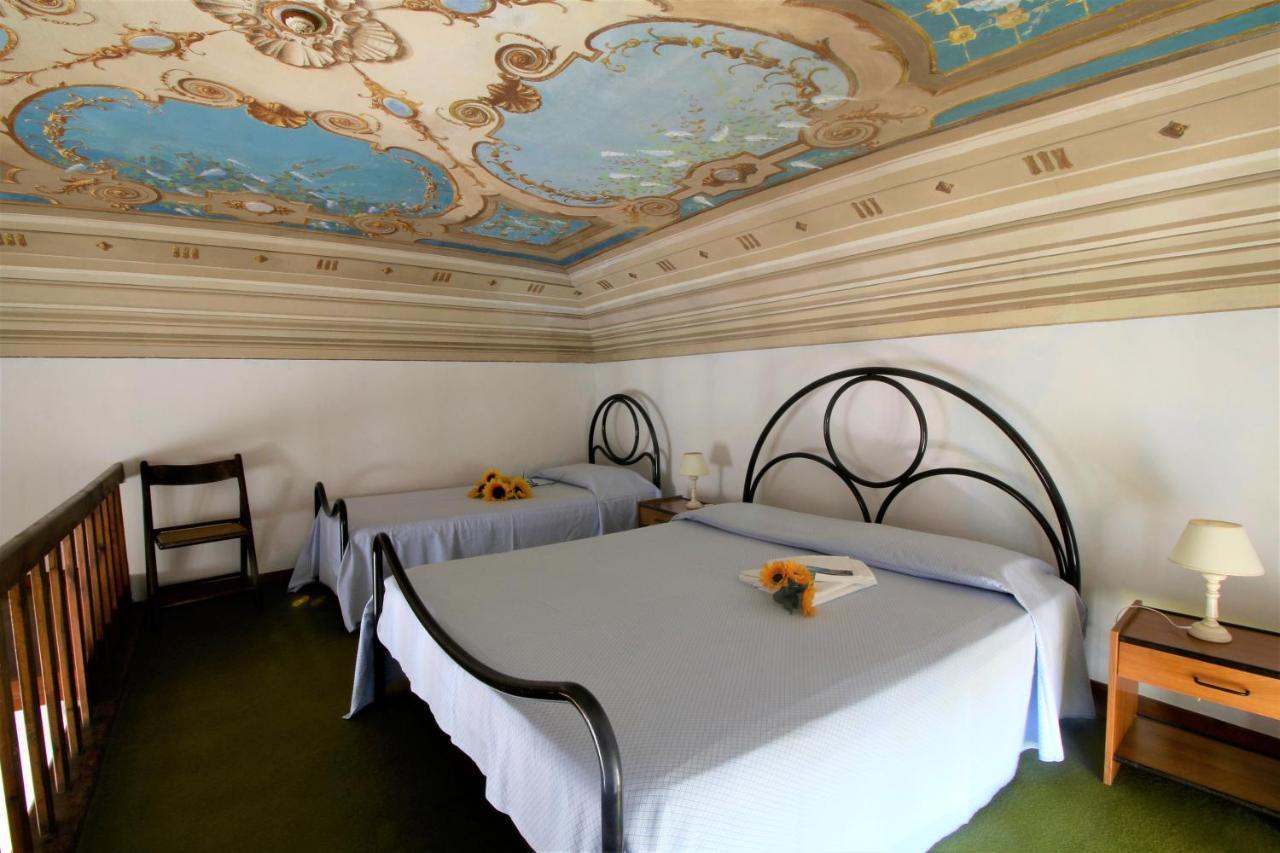 Villa Teresa Порт-Аццурро Экстерьер фото