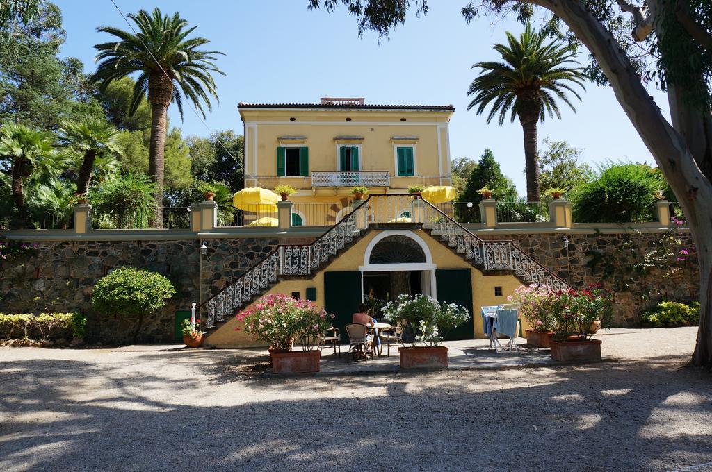 Villa Teresa Порт-Аццурро Экстерьер фото