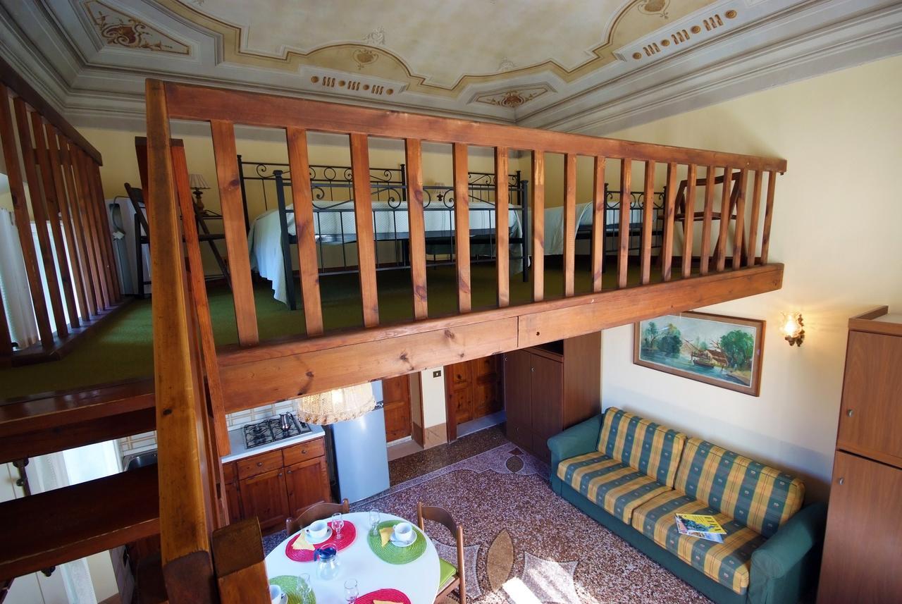 Villa Teresa Порт-Аццурро Экстерьер фото